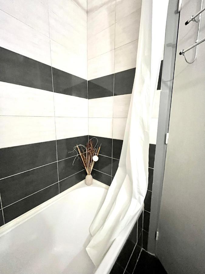 Antibes Home 2P 50M2 With Ac & Free Parking & 2 Balconies Exterior photo